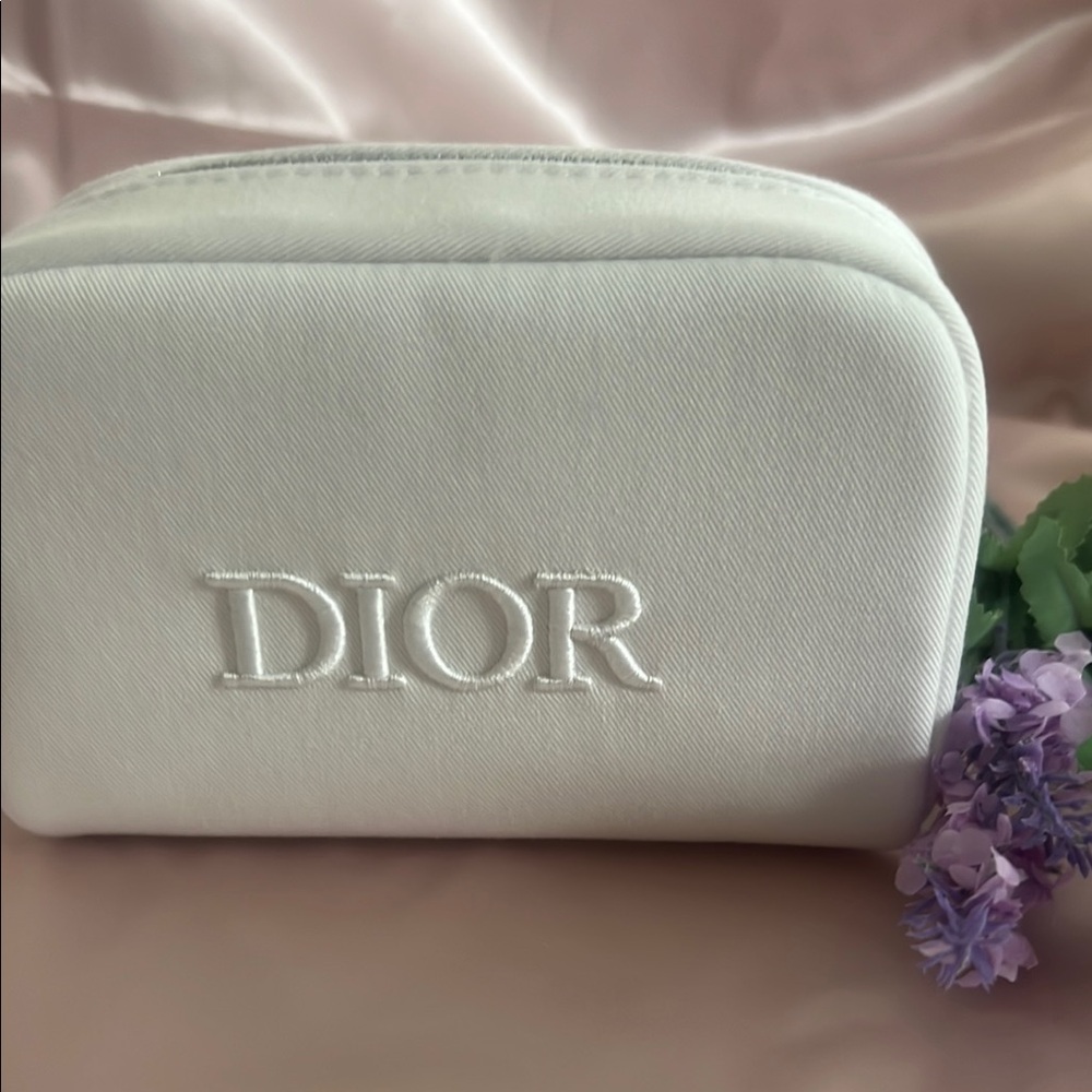 Dior White Cosmetic Bag with Textured Fabric and Zipper Closure